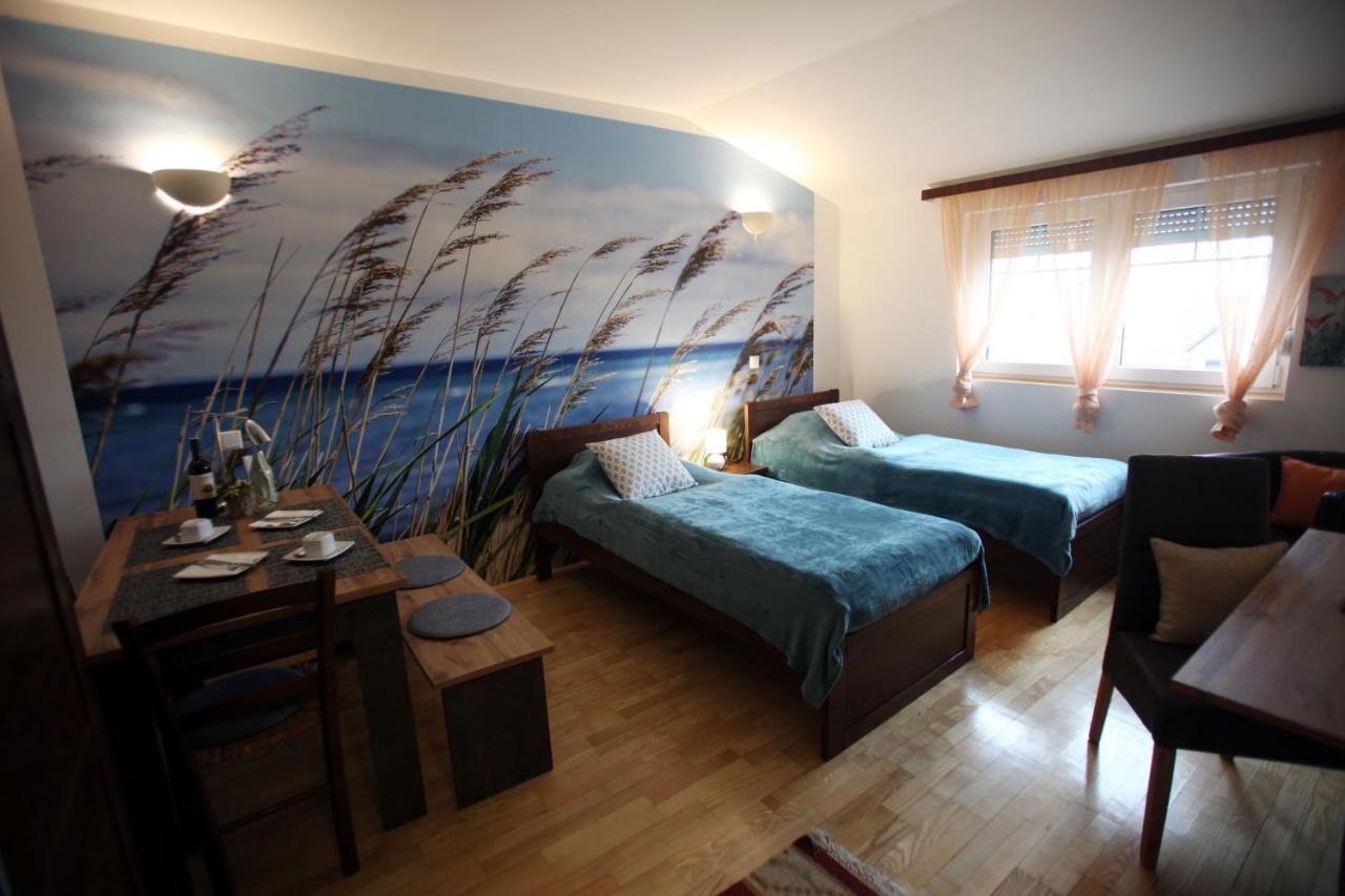 Landhaus Klambauer Ferienapartments Thermennaehe St Martins Therme Frauenkirchen Dış mekan fotoğraf