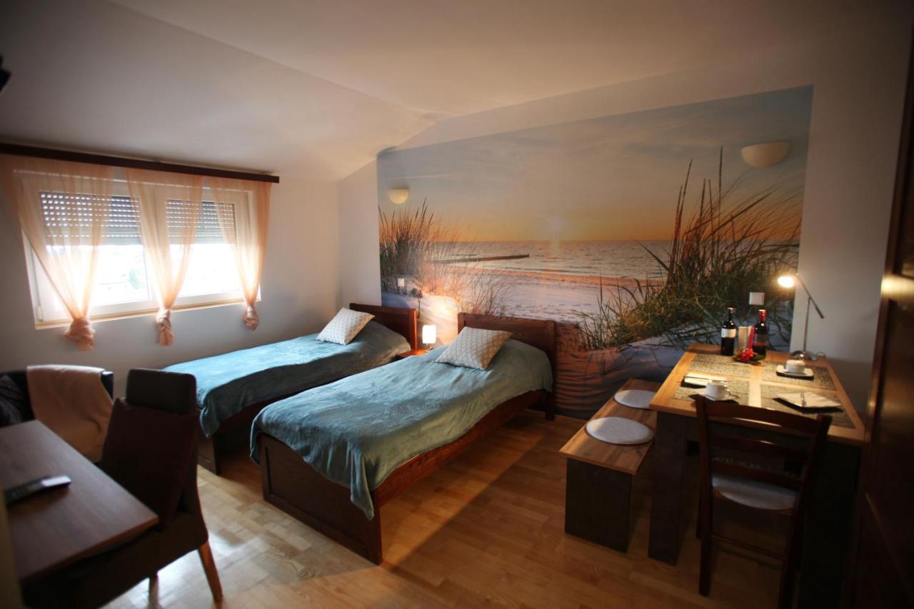 Landhaus Klambauer Ferienapartments Thermennaehe St Martins Therme Frauenkirchen Dış mekan fotoğraf